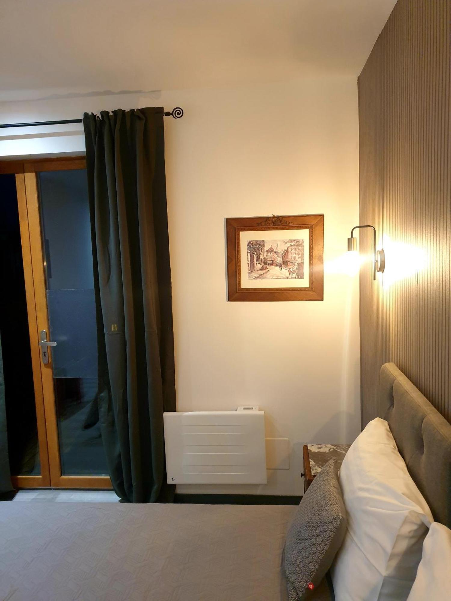 Le Heron Pourpre B&B Gastronomique Cronat Exterior photo